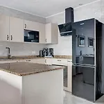 Apartamento Puerto Chico 3 *