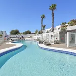 Apartamento Puerto Chico 3 *