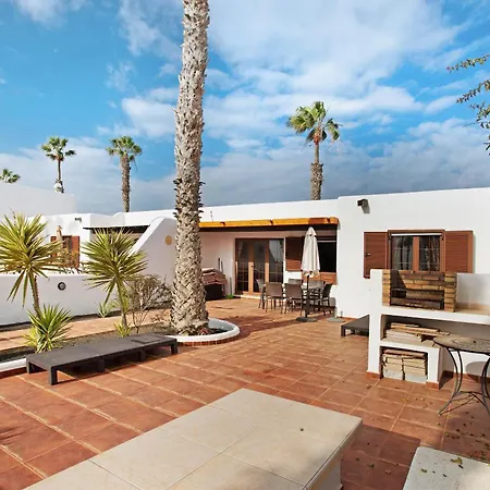 Apartamento Puerto Chico 3 *