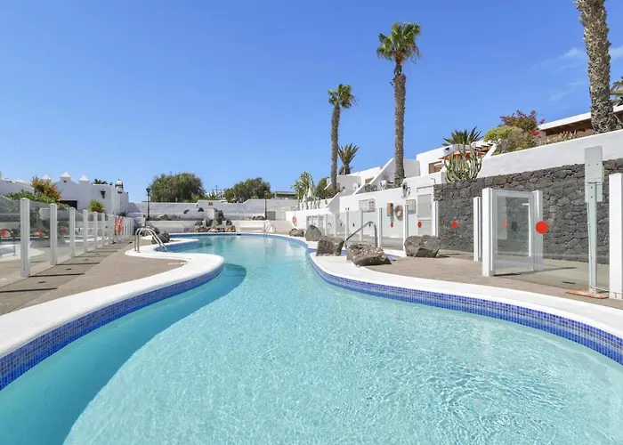 Apartman Puerto Chico 3 *